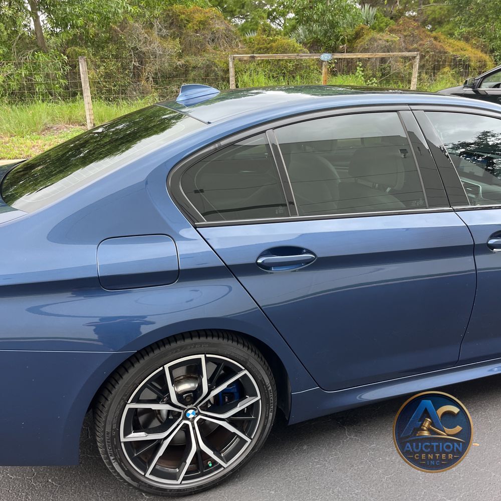 2021 BMW 5-Series M550xi