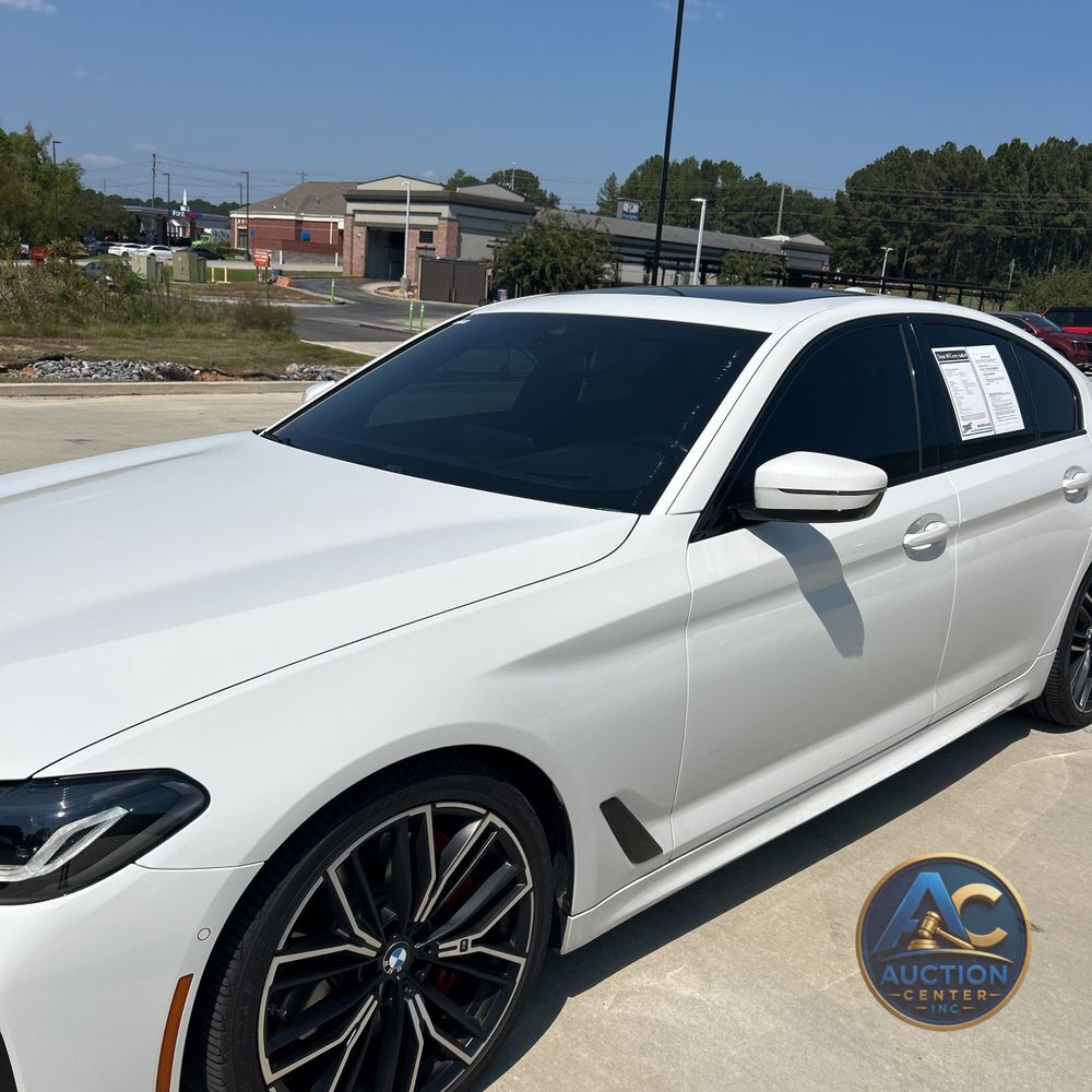 2021 BMW 5-Series M550xi