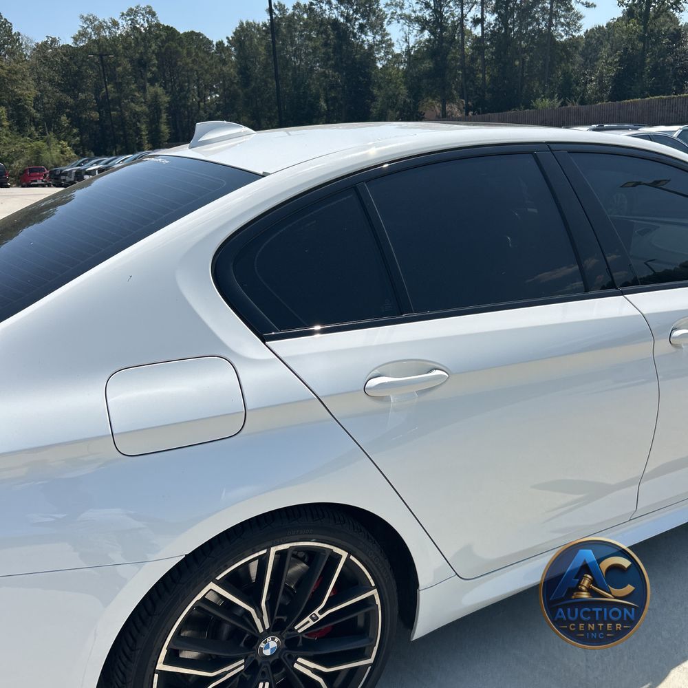 2021 BMW 5-Series M550xi