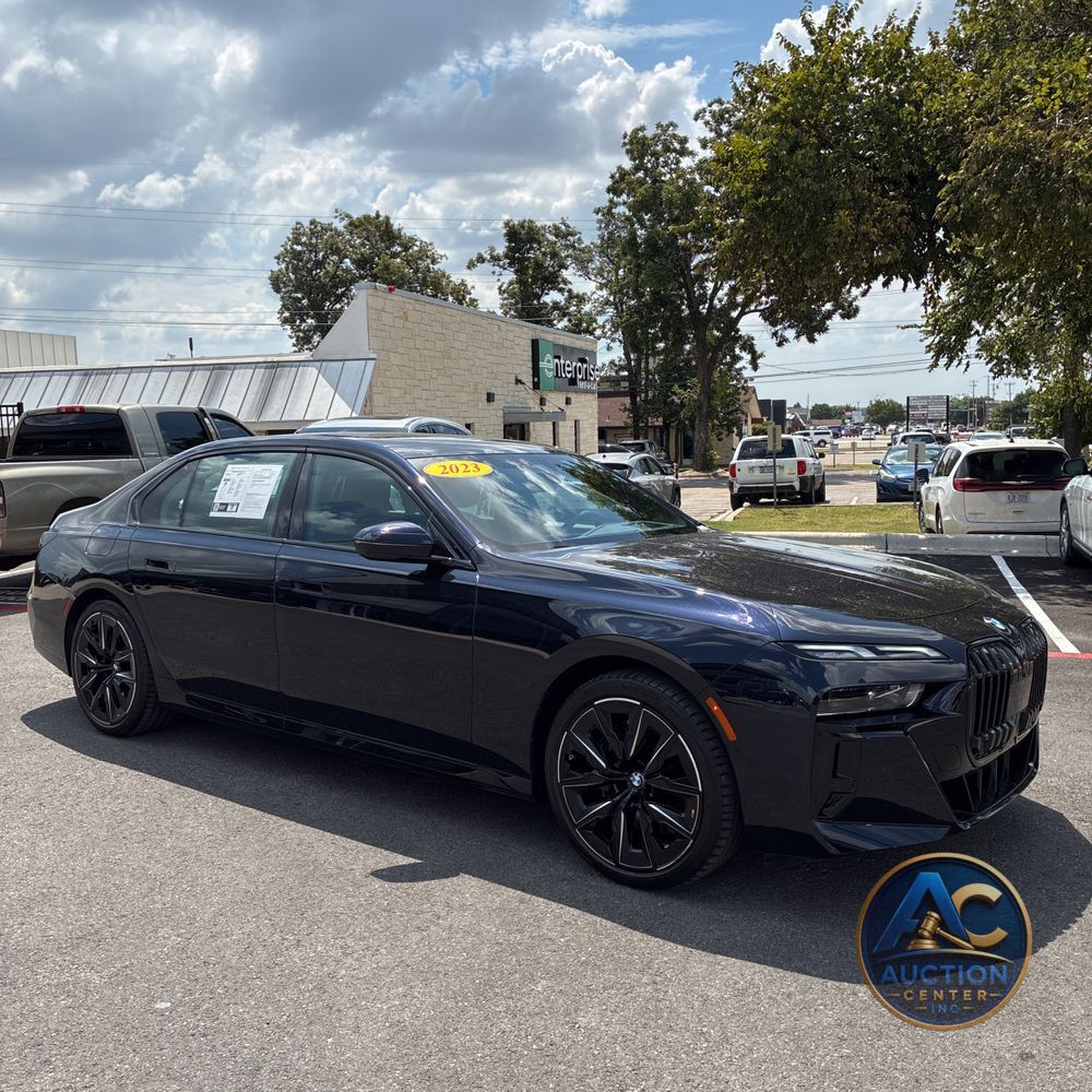 2023 BMW 7-Series 740i