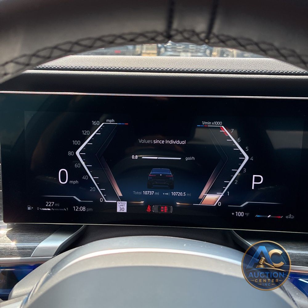 2023 BMW 7-Series 740i