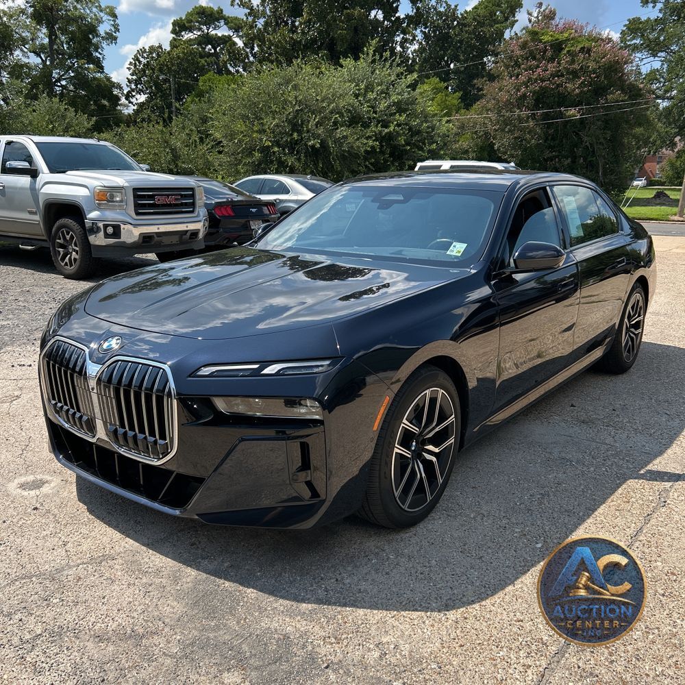 2024 BMW 7-Series 740i