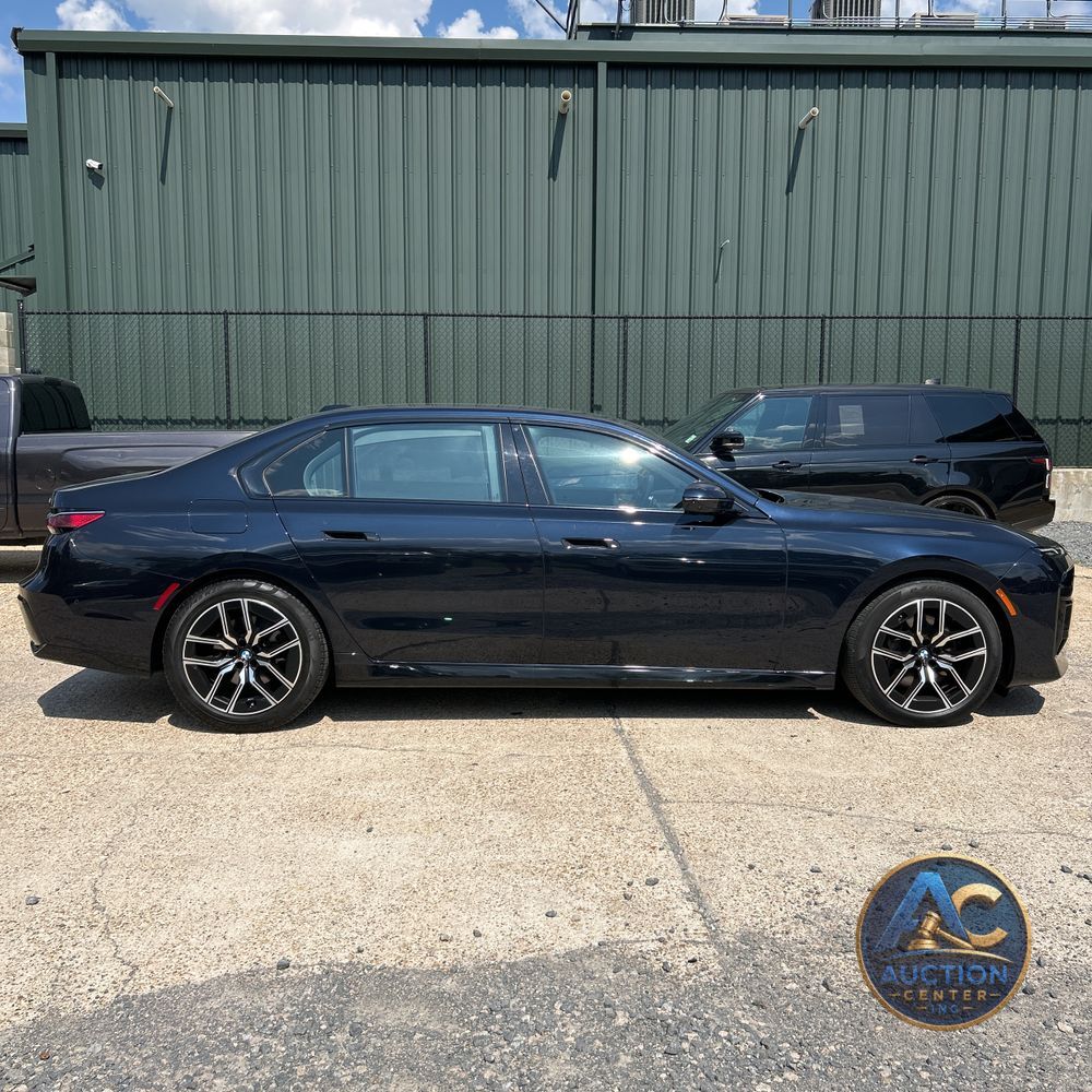 2024 BMW 7-Series 740i