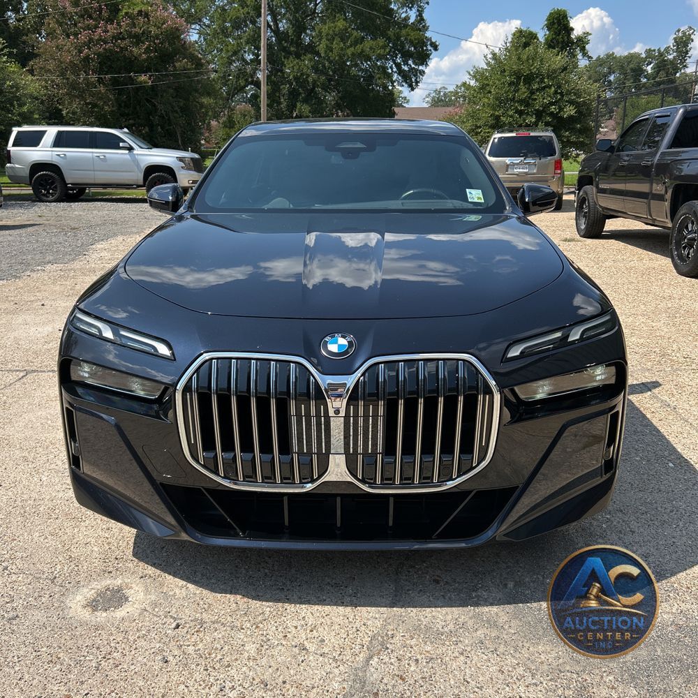 2024 BMW 7-Series 740i