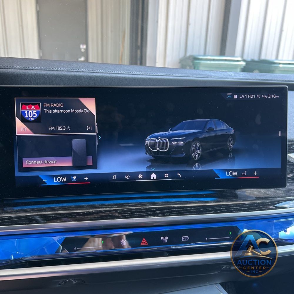 2024 BMW 7-Series 740i