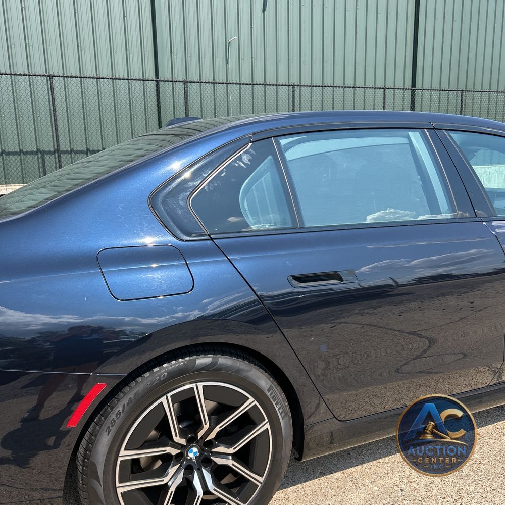 2024 BMW 7-Series 740i