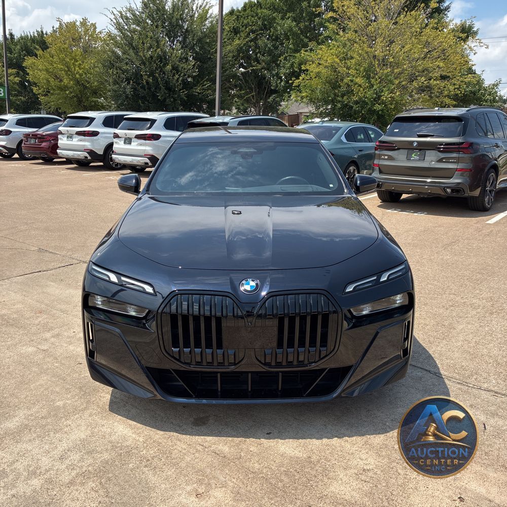 2023 BMW 7-Series 740i