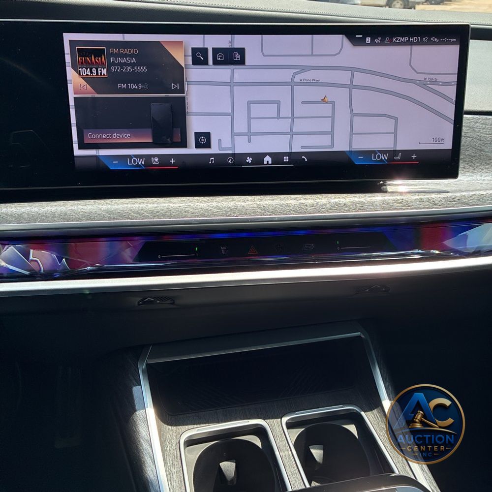 2023 BMW 7-Series 740i