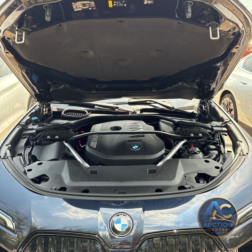 2023 BMW 7-Series 740i