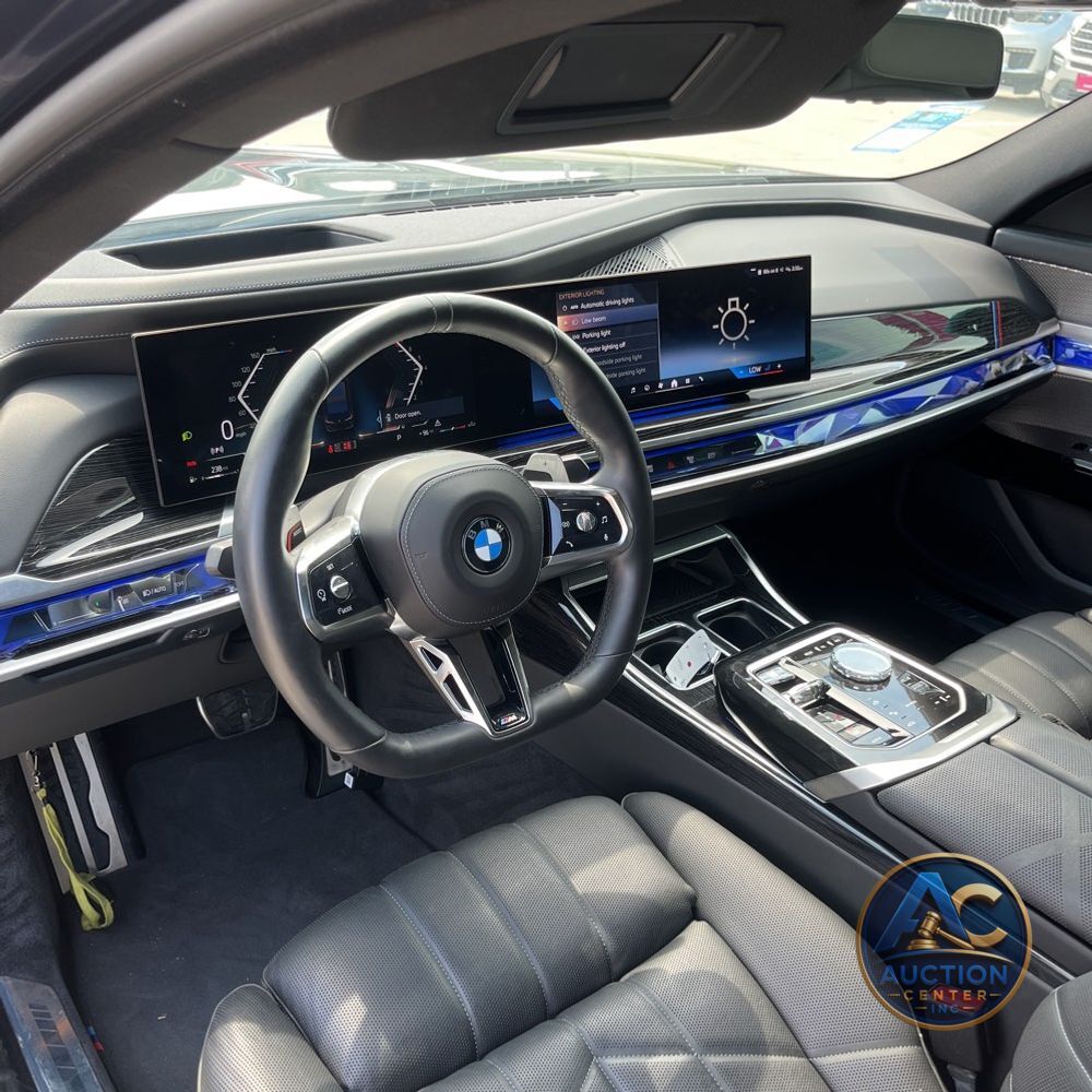 2024 BMW 7-Series 740i