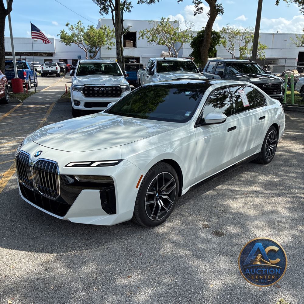 2024 BMW 7 Series 740i