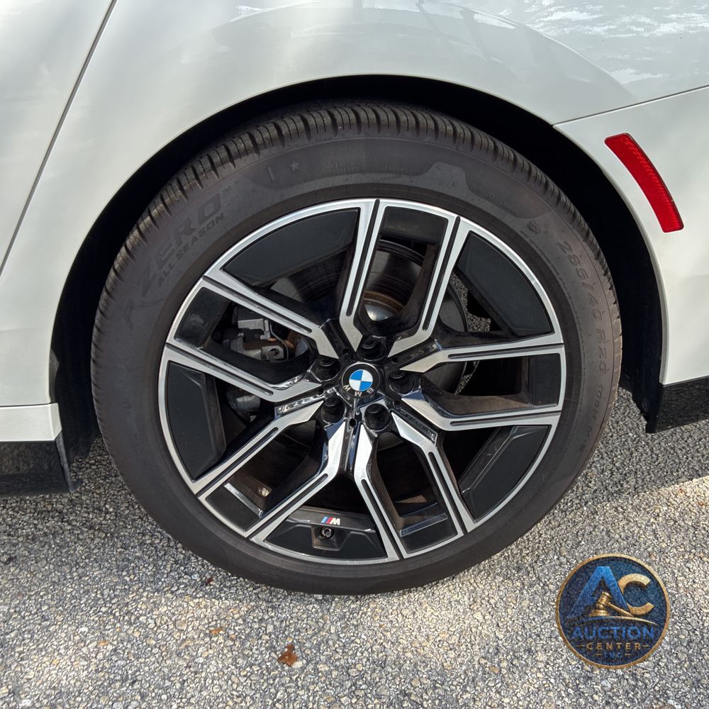 2024 BMW 7 Series 740i