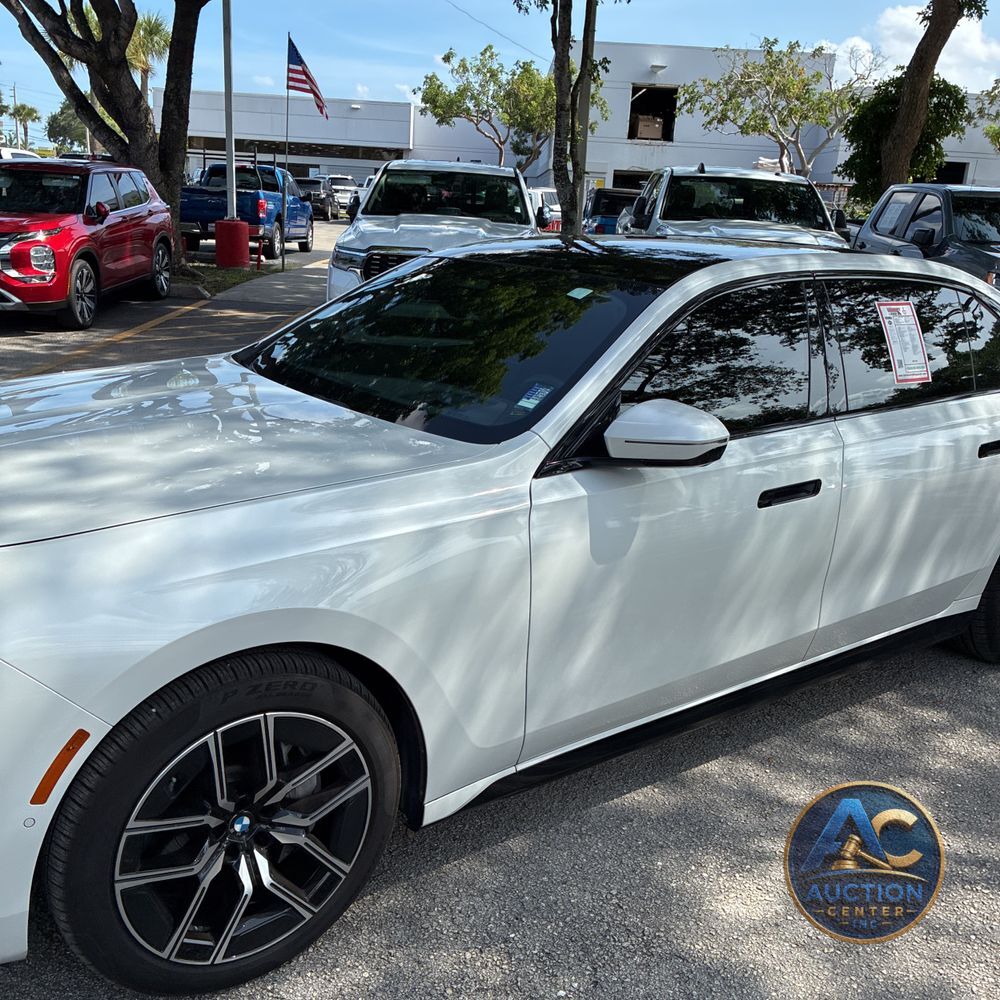 2024 BMW 7 Series 740i