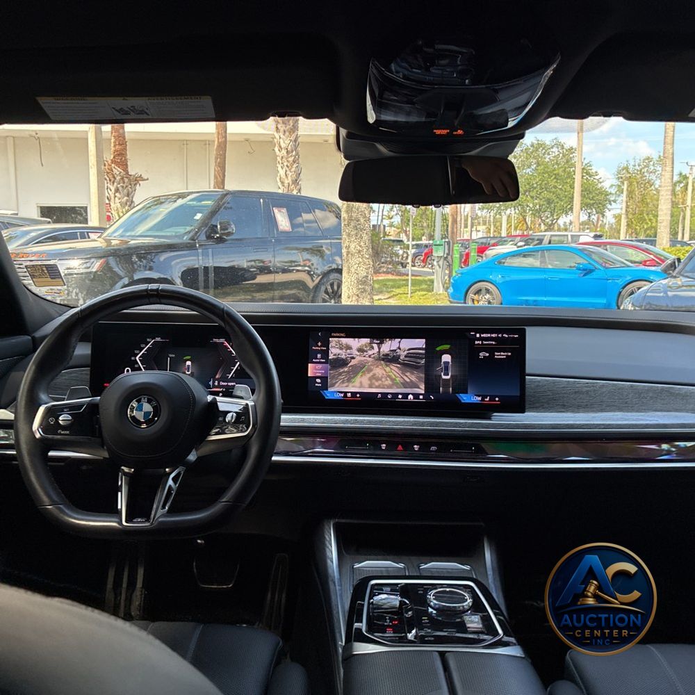 2024 BMW 7 Series 740i