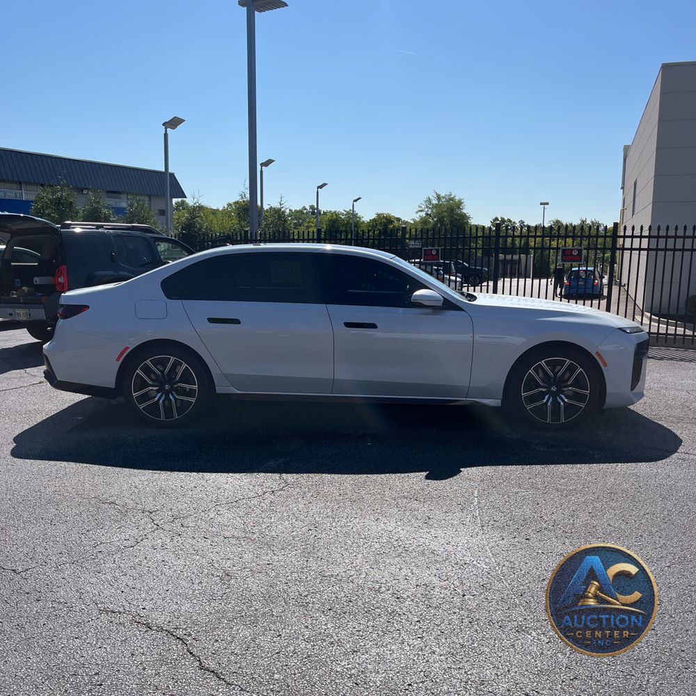 2023 BMW 7-Series 760xi