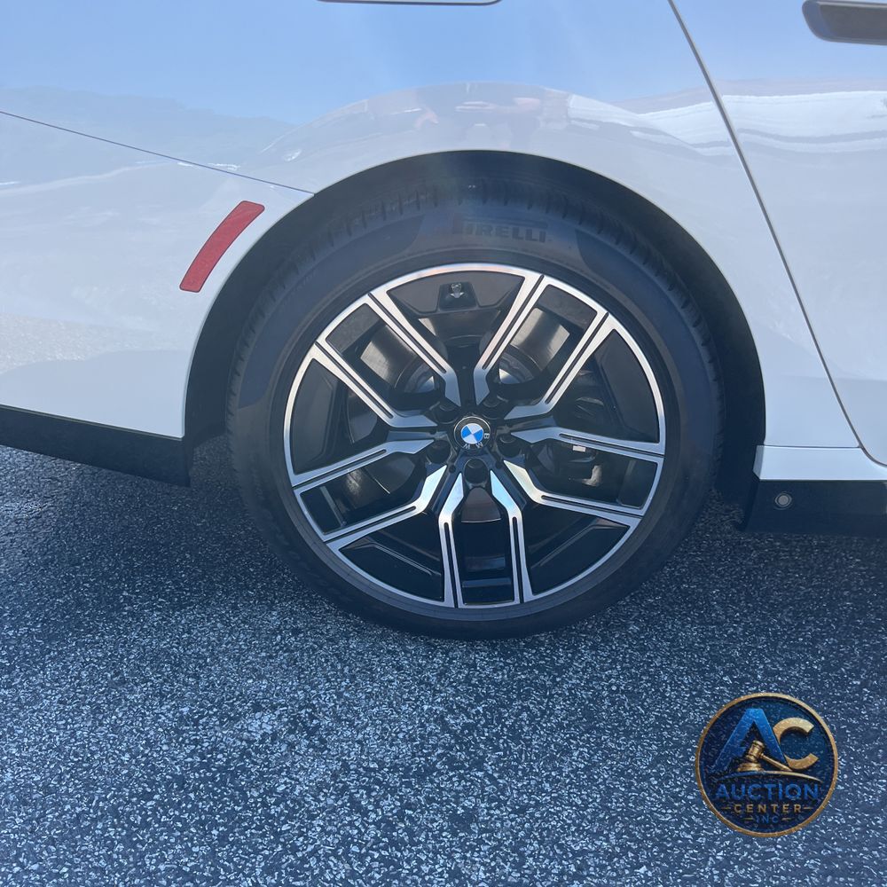 2023 BMW 7-Series 760xi