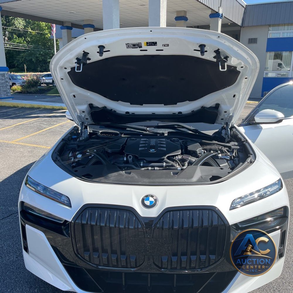 2023 BMW 7-Series 760xi
