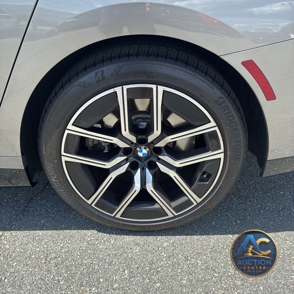 2025 BMW 7-Series 760i xDrive