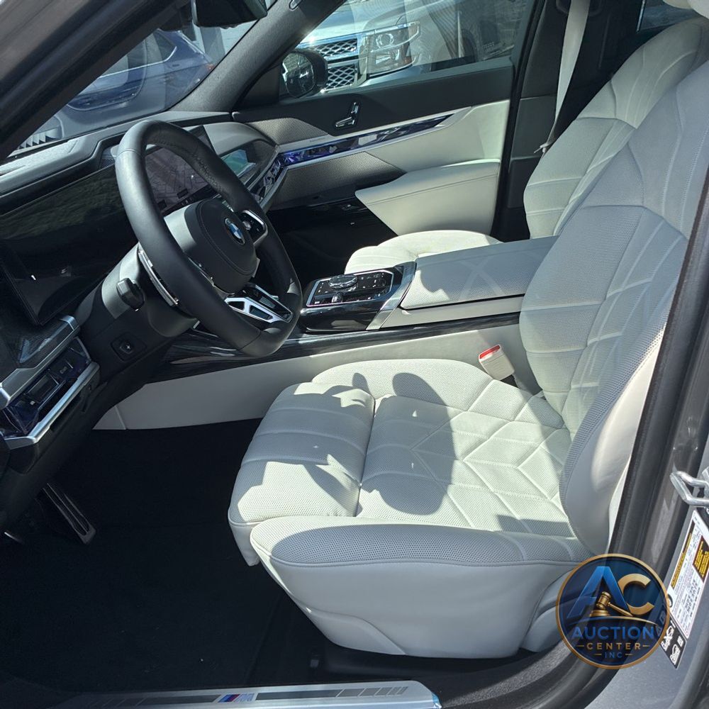 2025 BMW 7-Series 760i xDrive