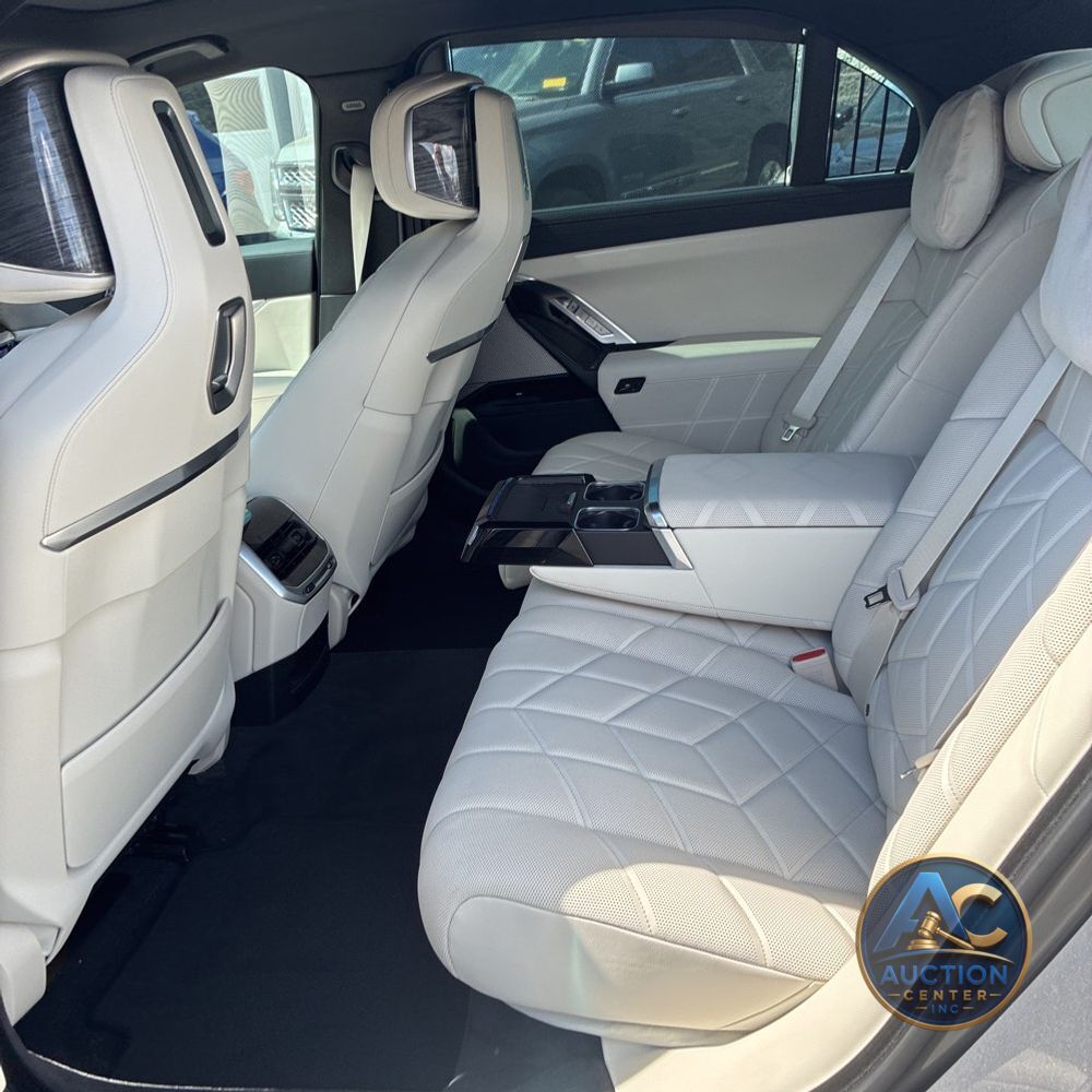 2025 BMW 7-Series 760i xDrive