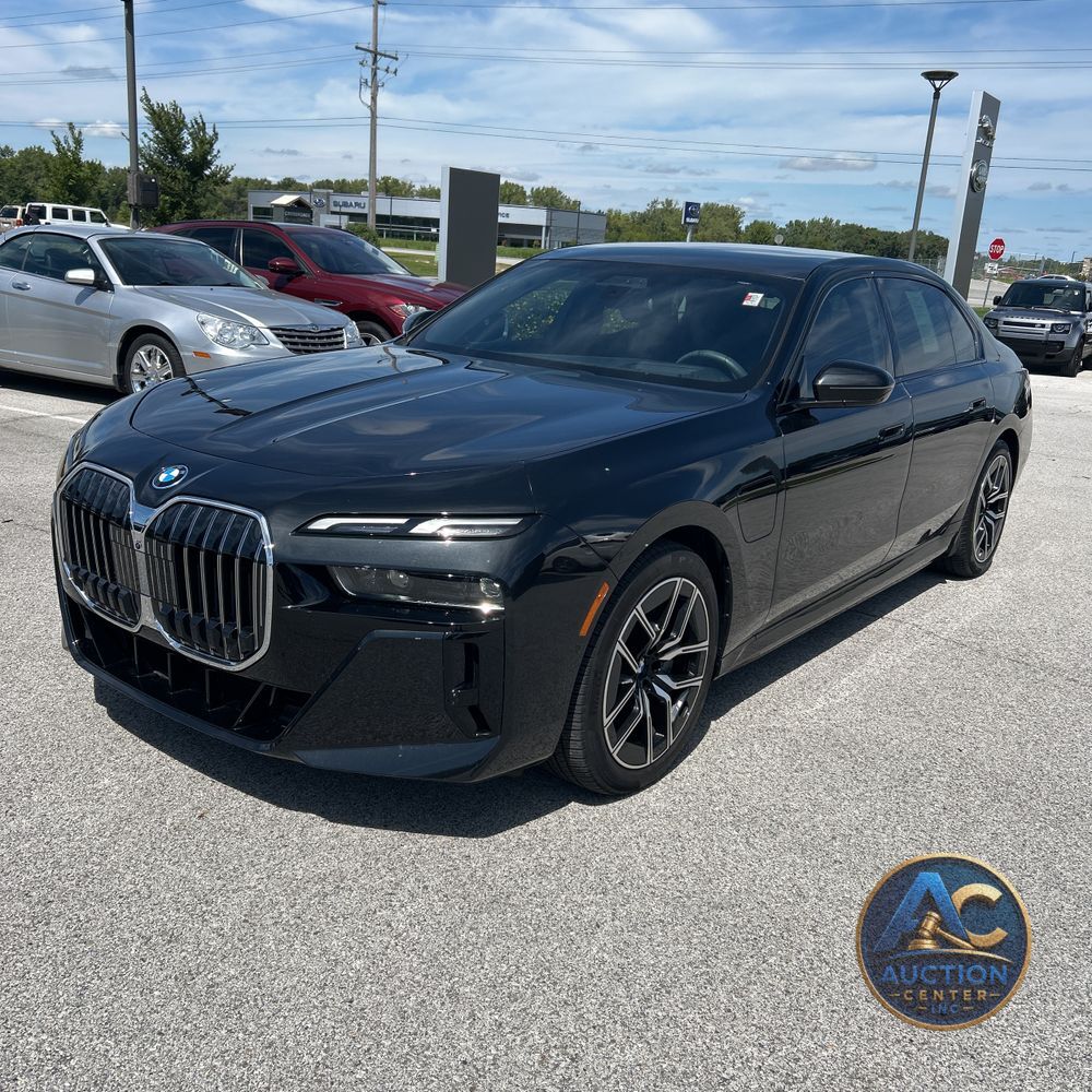 2024 BMW 7-Series 750e xDrive
