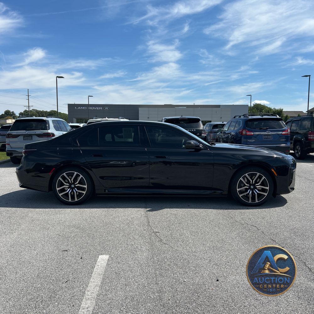 2024 BMW 7-Series 750e xDrive