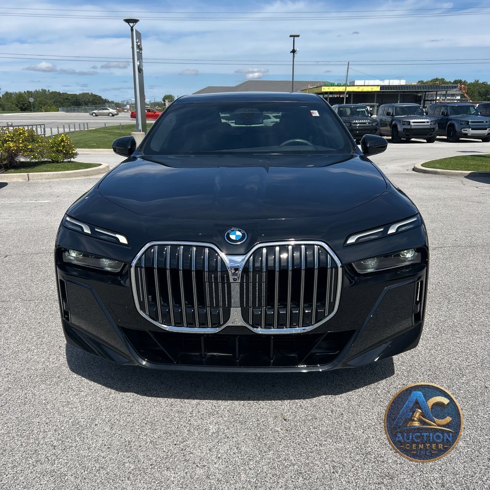 2024 BMW 7-Series 750e xDrive