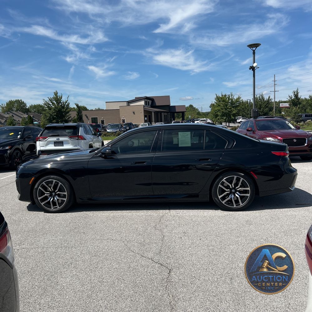 2024 BMW 7-Series 750e xDrive
