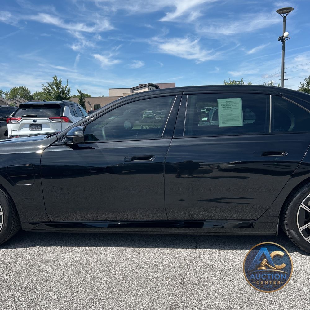 2024 BMW 7-Series 750e xDrive