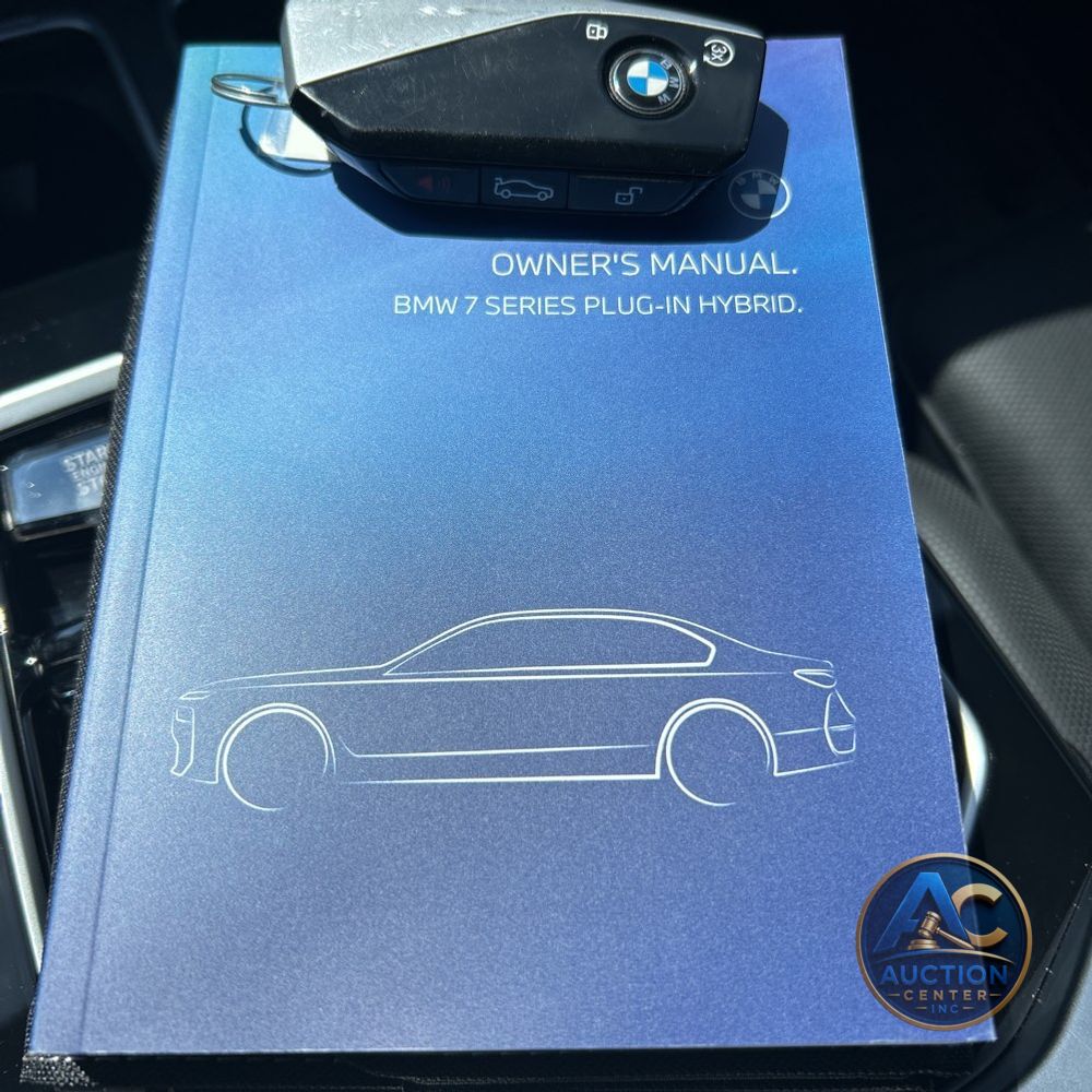2024 BMW 7-Series 750e xDrive
