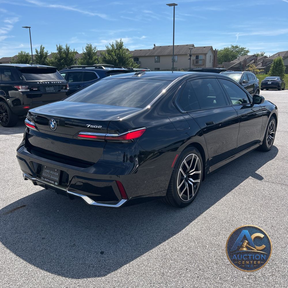 2024 BMW 7-Series 750e xDrive
