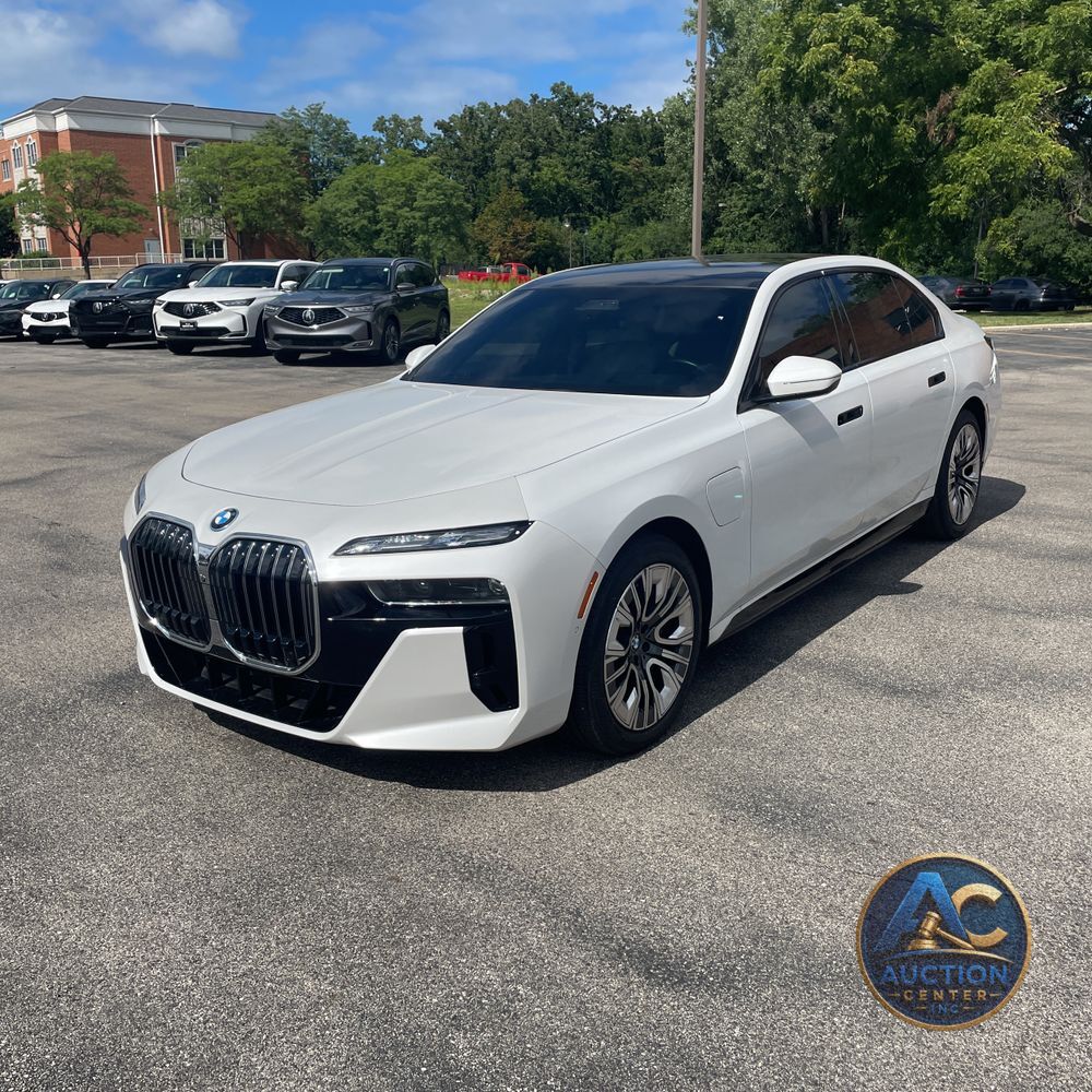 2024 BMW 7-Series 750e xDrive