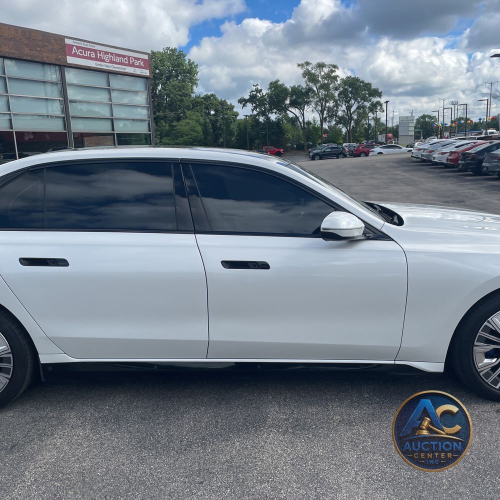 2024 BMW 7-Series 750e xDrive