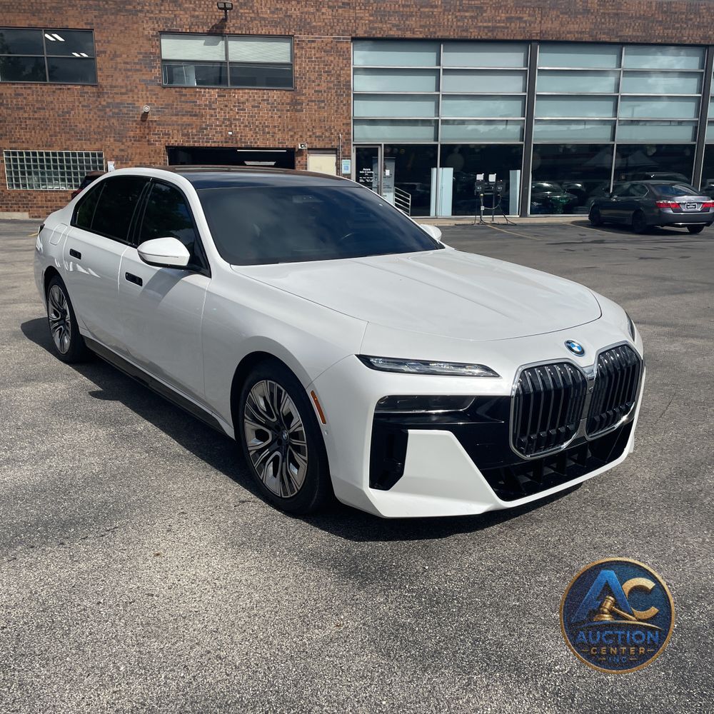 2024 BMW 7-Series 750e xDrive