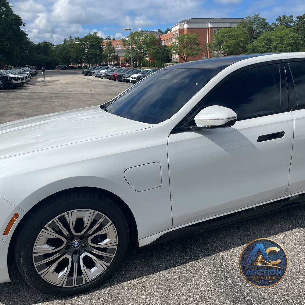 2024 BMW 7-Series 750e xDrive