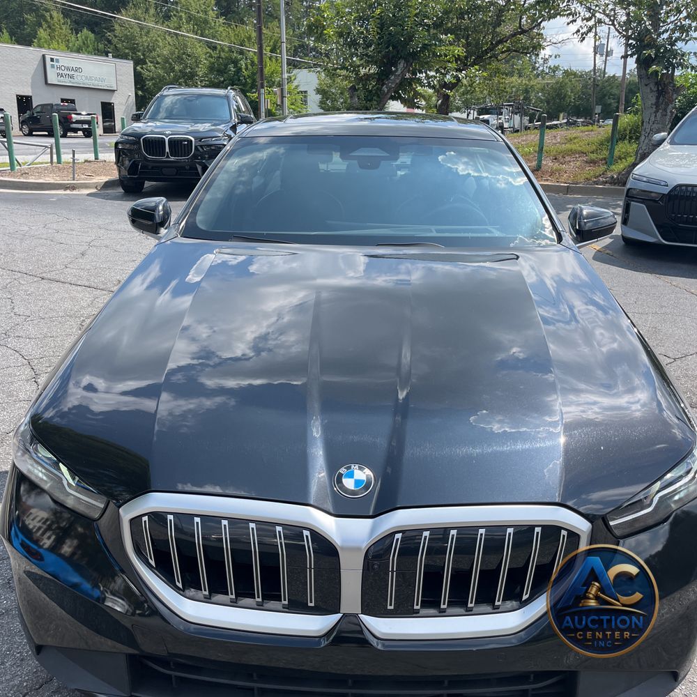 2025 BMW 5-Series 530i