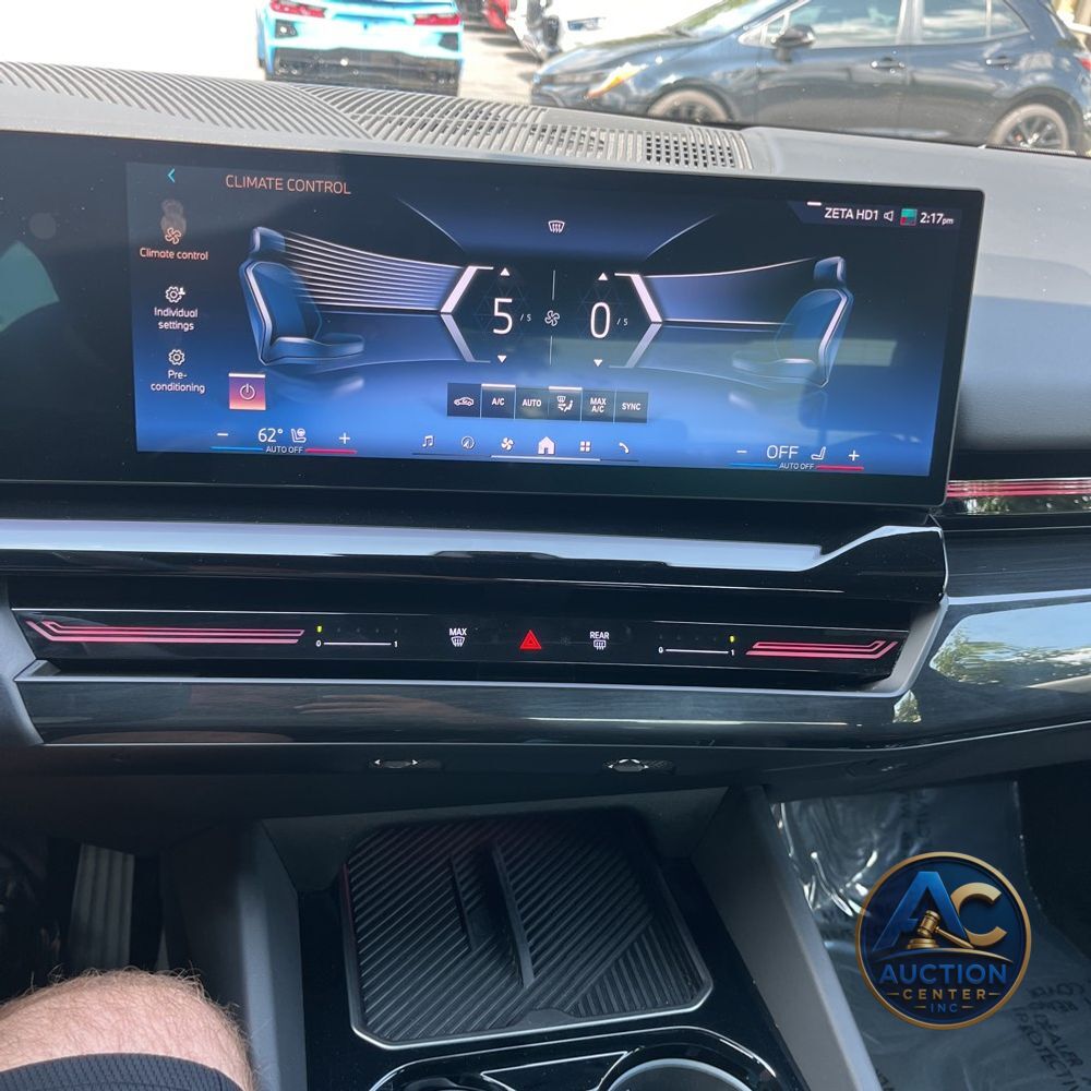 2025 BMW 5-Series 530i
