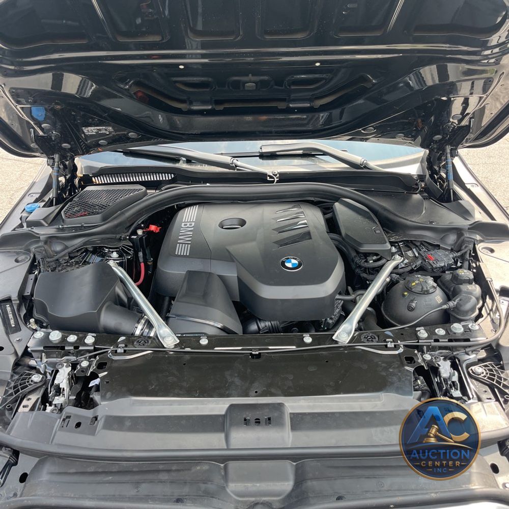 2025 BMW 5-Series 530i