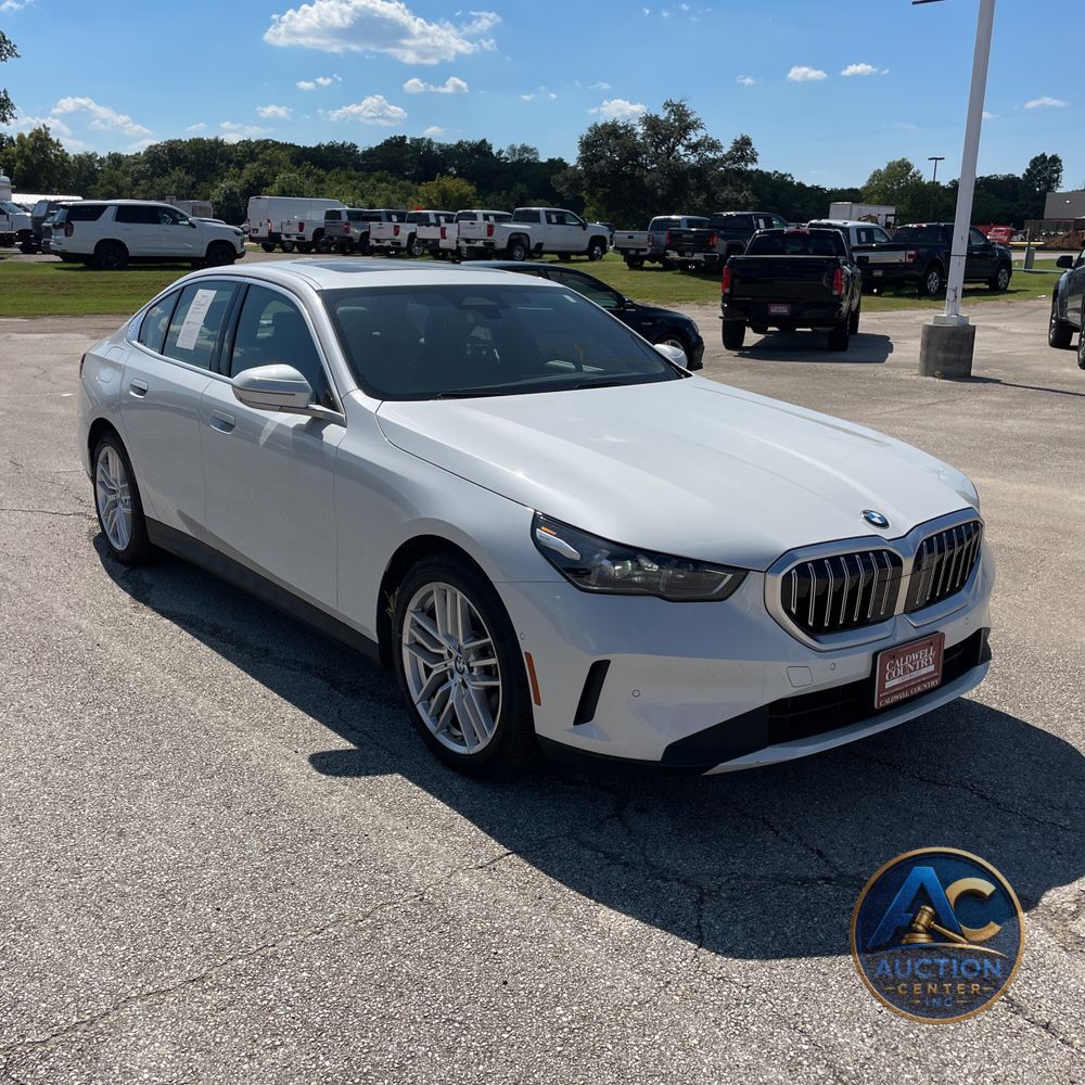 2025 BMW 5-Series 530i xDrive