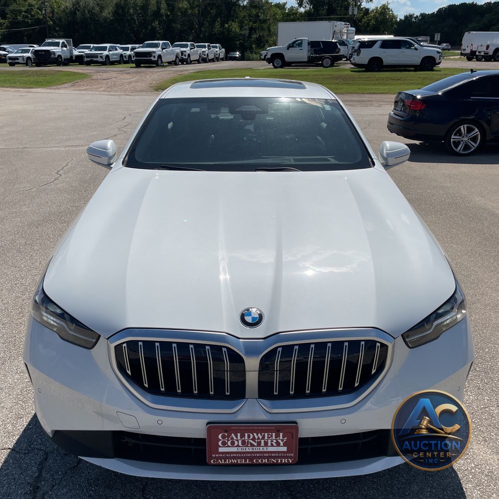 2025 BMW 5-Series 530i xDrive