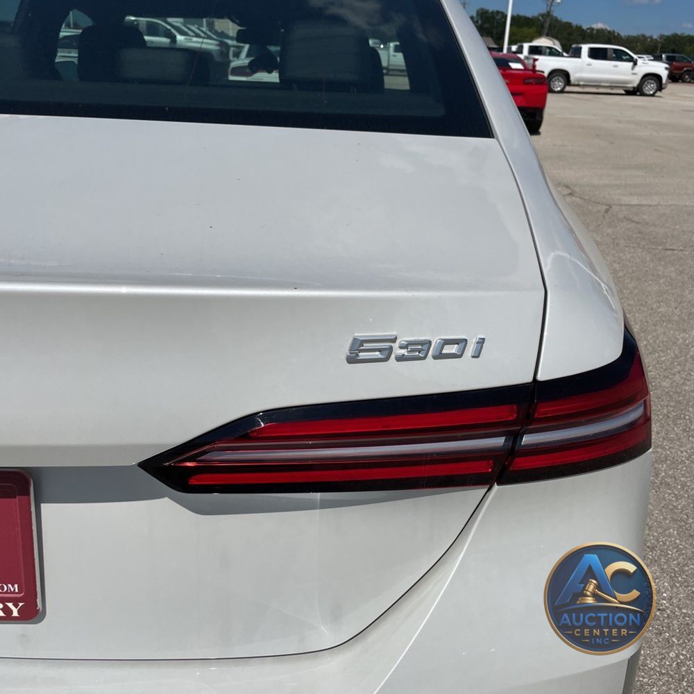 2025 BMW 5-Series 530i xDrive
