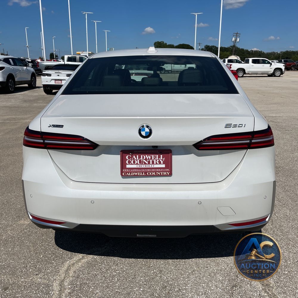 2025 BMW 5-Series 530i xDrive