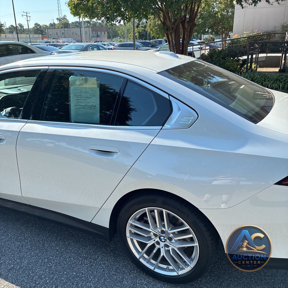2025 BMW 5-Series 540i xDrive