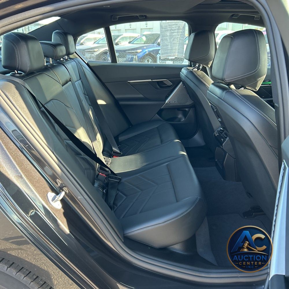 2025 BMW 5-Series 540i xDrive