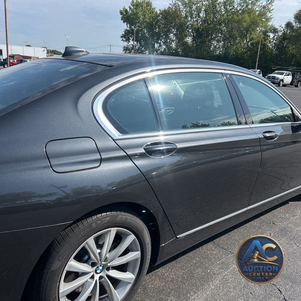 2022 BMW 7-Series 740i