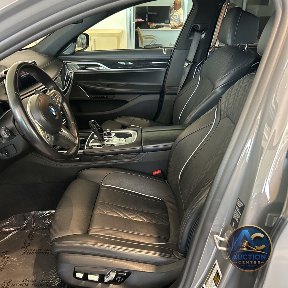 2022 BMW 7-Series 750xi