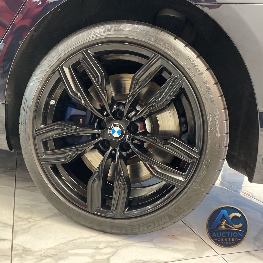 2022 BMW 7-Series M760xi