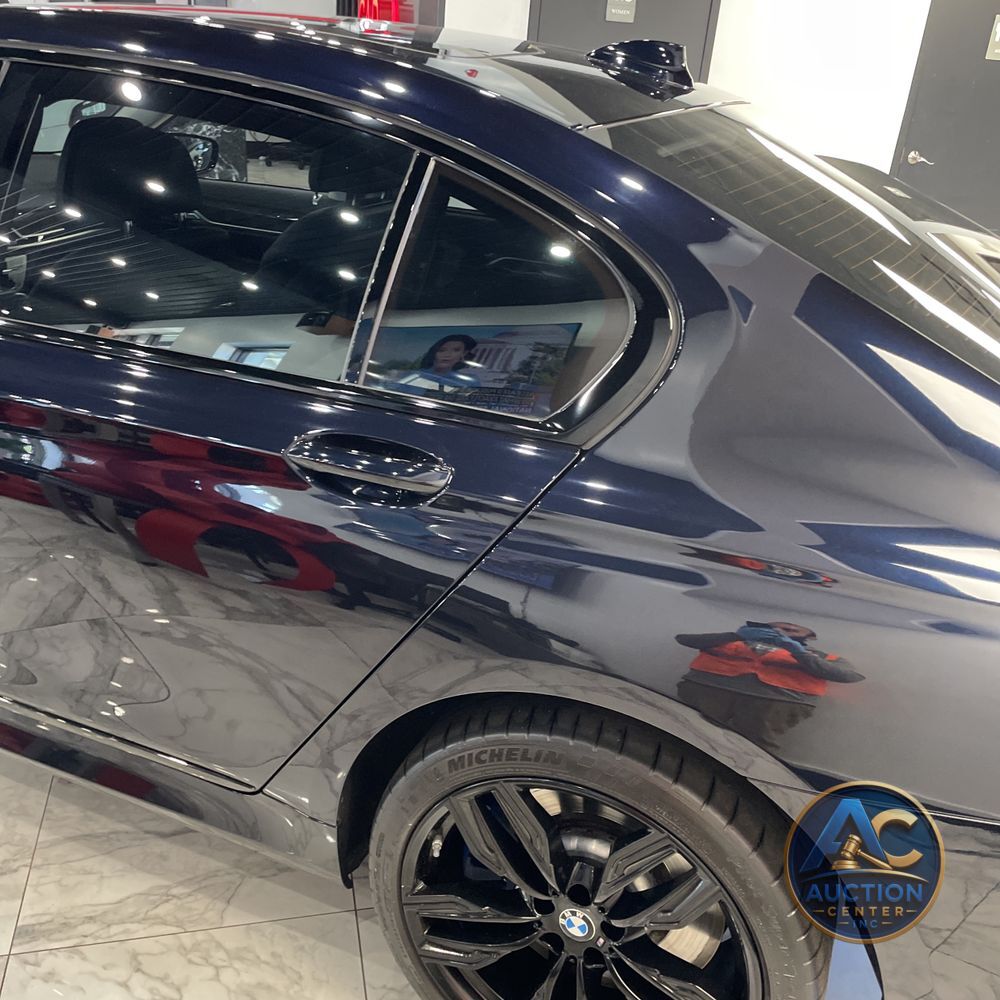 2022 BMW 7-Series M760xi