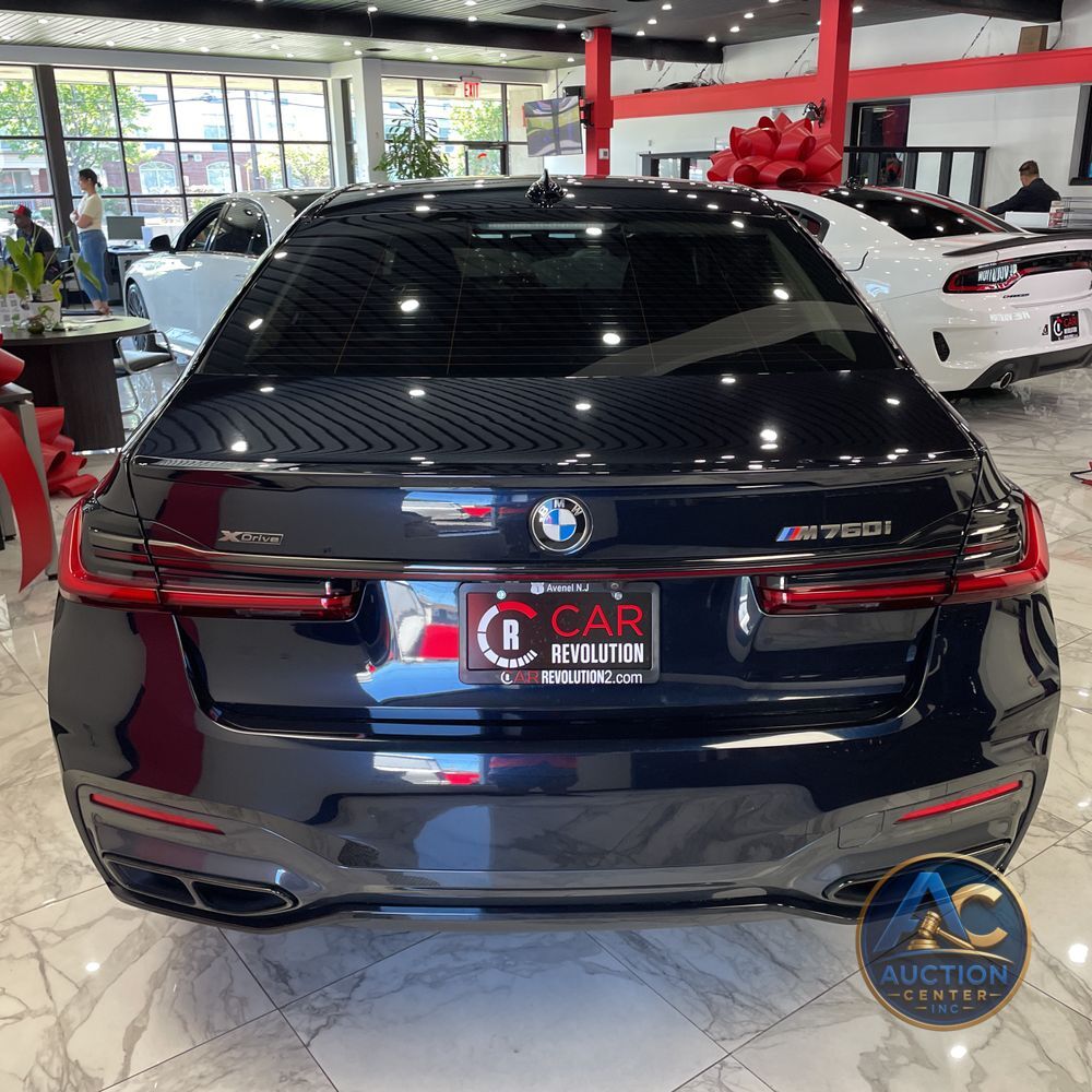 2022 BMW 7-Series M760xi