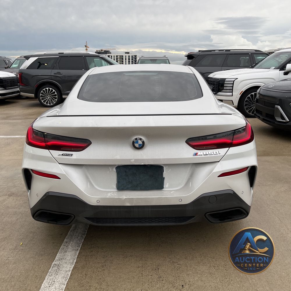 2024 BMW 8-Series M850xi